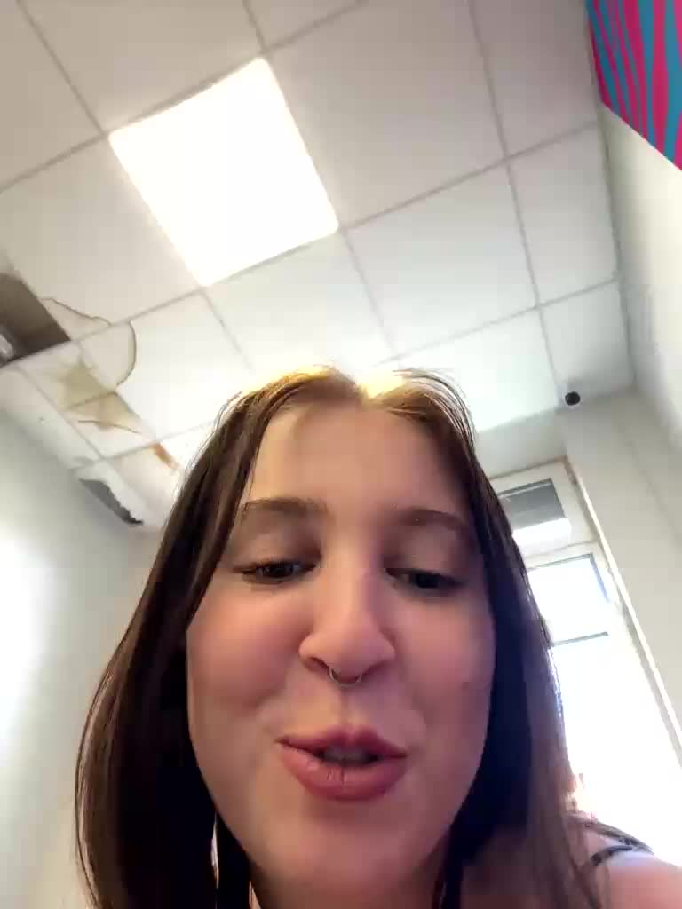 Sofia_Sof Adult Chat May 15, 2026