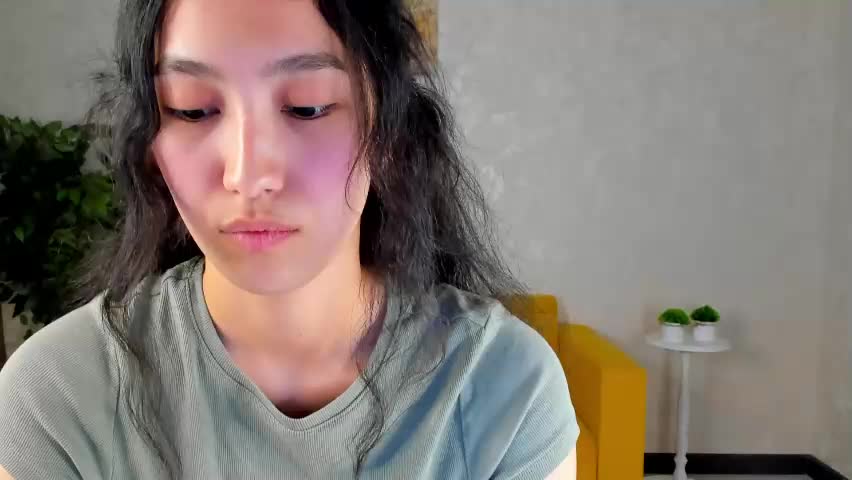 yummy_lamii Adult Chat May 14, 2026