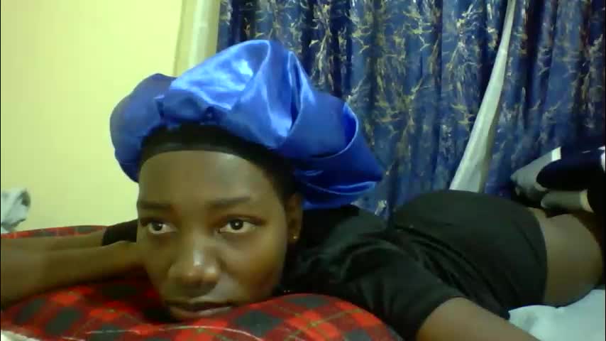 lunah_kitty Adult Chat May 15, 2026