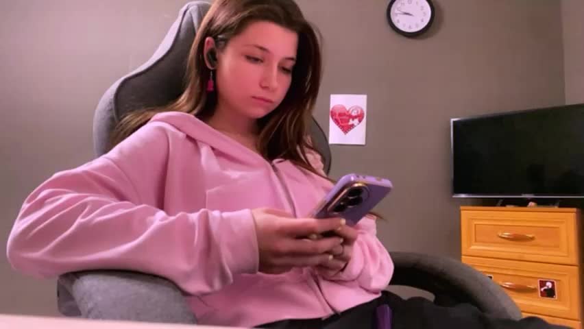 kymberlychimes Adult Chat May 14, 2026