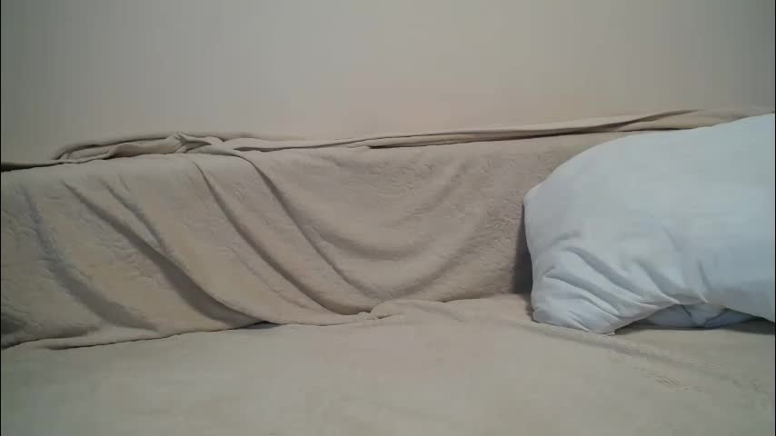 milana_neww Adult Chat May 15, 2026