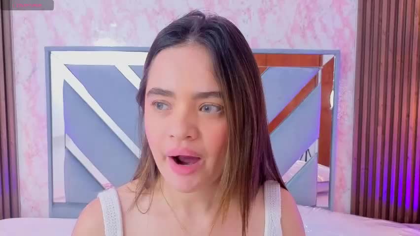 littleesara18 Adult Chat May 15, 2026