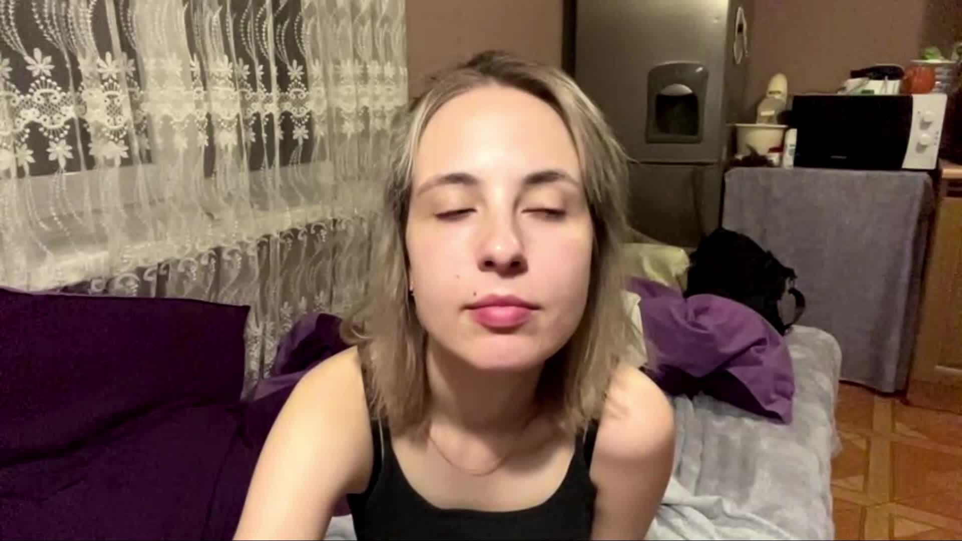 babybloonde Adult Chat May 15, 2026
