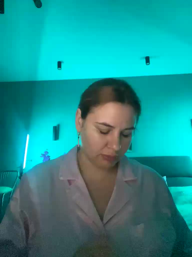 AvaQueen Adult Chat May 15, 2026