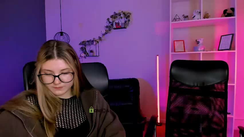 lissa_night Adult Chat May 15, 2026