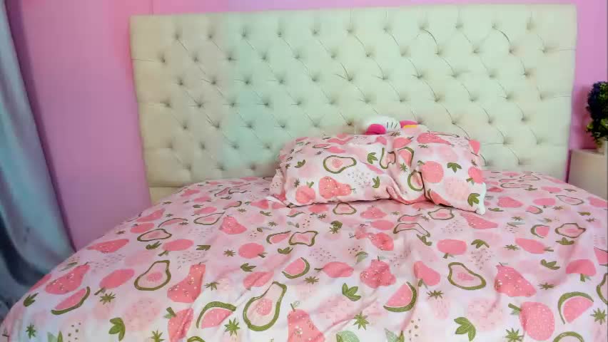 kiitty_horny_ Adult Chat May 15, 2026