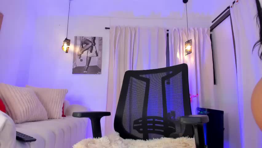 isabellalux_ Adult Chat May 15, 2026