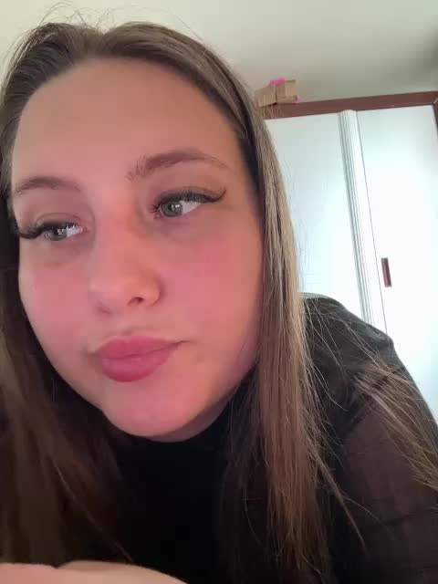 SweetySonya Adult Chat May 15, 2026