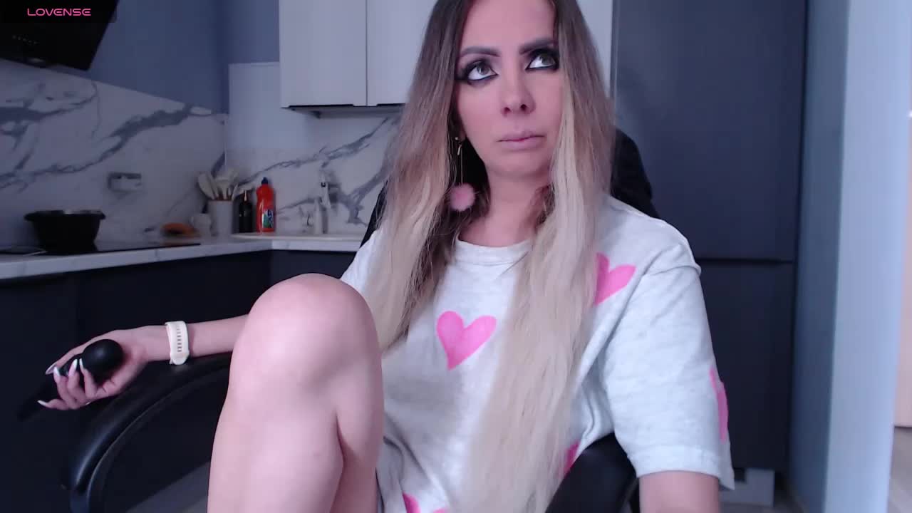 blondalina Adult Chat May 15, 2026