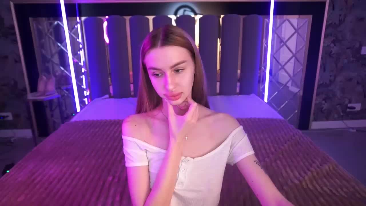 SnowWhiteee Adult Chat May 15, 2026