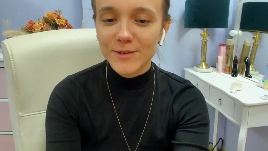 emilly_lust99 Adult Chat May 16, 2026
