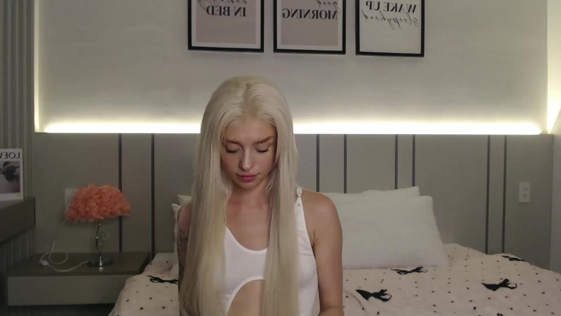 BlondyLi Adult Chat May 16, 2026