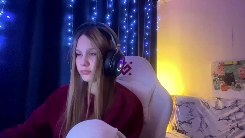 kayceefroehner Adult Chat May 16, 2026