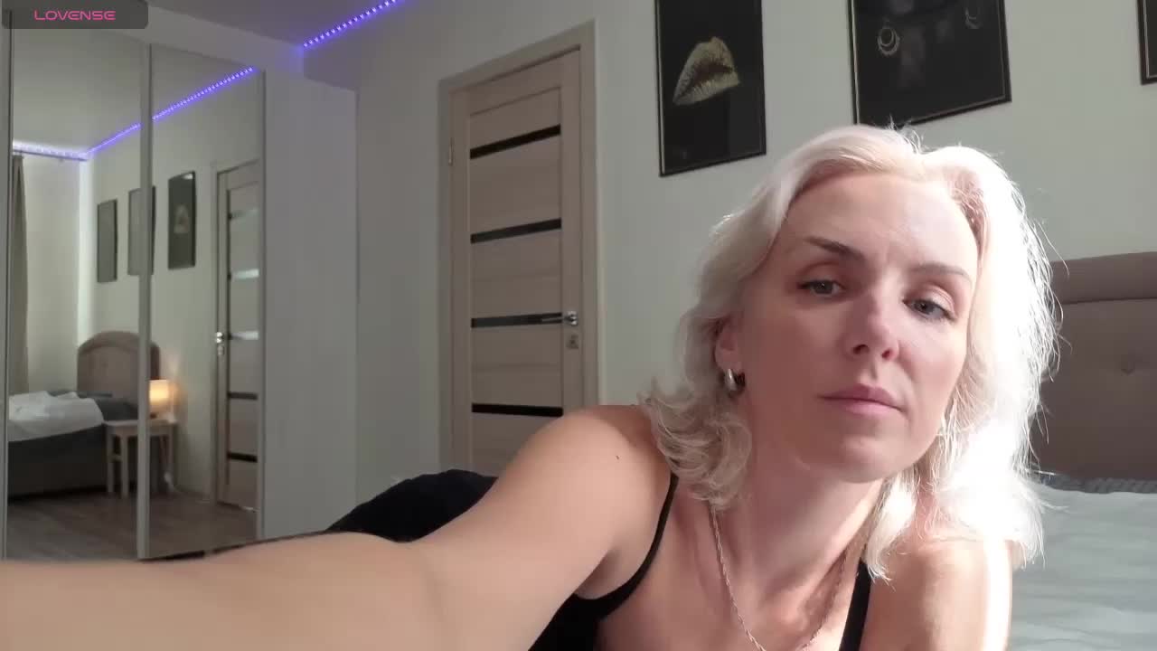 FemdomLadyMaria Adult Chat May 17, 2026