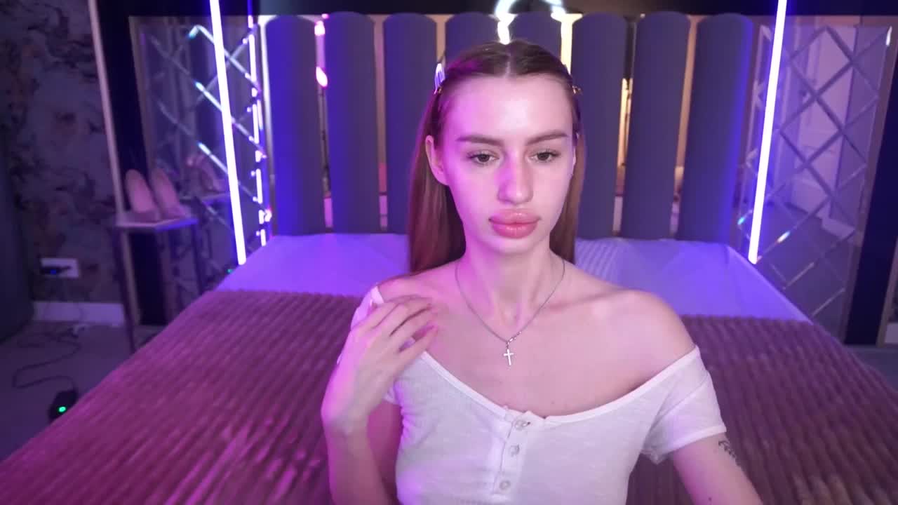 SnowWhiteee Adult Chat May 16, 2026