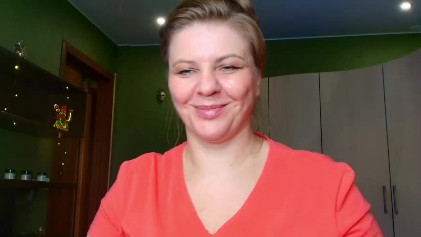 leona_tracie Adult Chat May 16, 2026