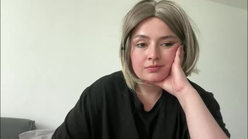 emily_morning_dew Adult Chat May 16, 2026