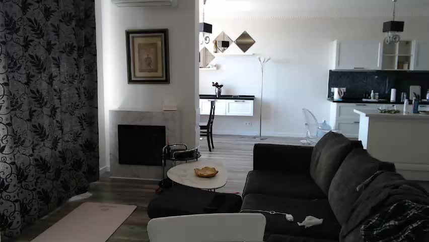 cute_lilia Adult Chat May 16, 2026