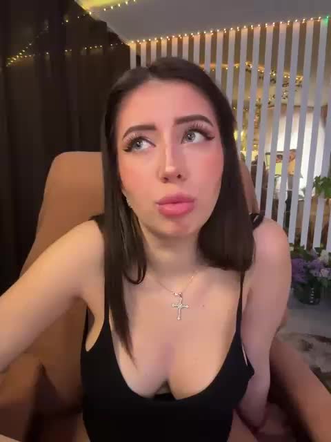 -Violetttttka- Adult Chat May 17, 2026