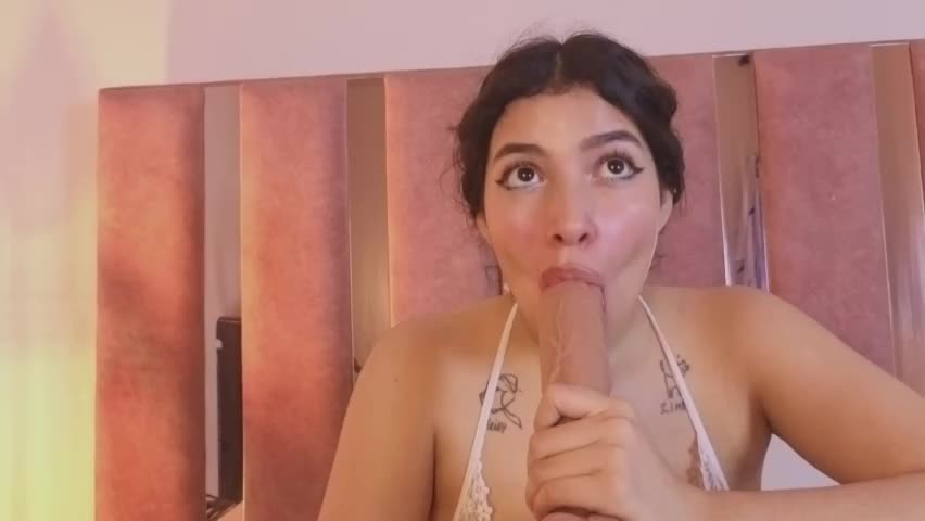 angela_scott18 Adult Chat May 16, 2026