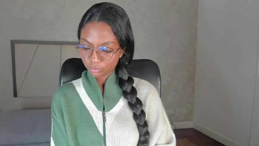 nicoll_ruiz_ Adult Chat May 16, 2026