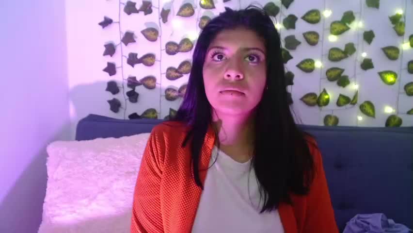 melanie_18_ Adult Chat May 17, 2026