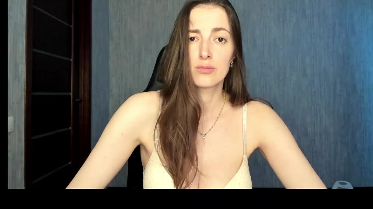 SabrinaMur Adult Chat May 17, 2026