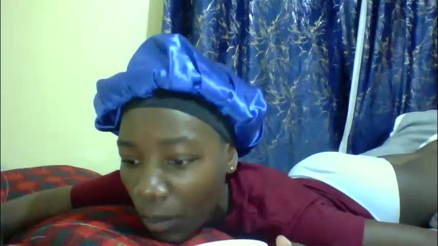lunah_kitty Adult Chat May 17, 2026
