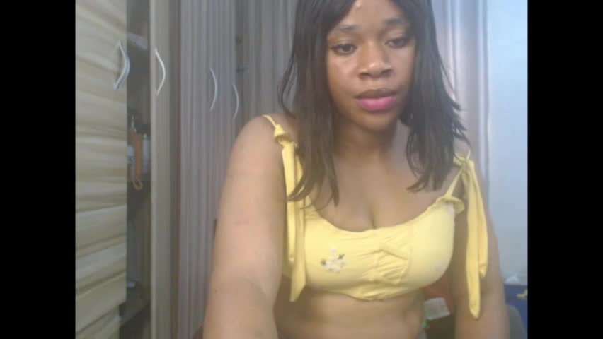 chocox_petitqueen Adult Chat May 17, 2026