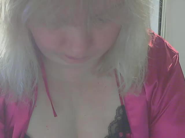 LucyAlexis Adult Chat May 17, 2026