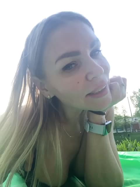 Lisa1225 Adult Chat May 17, 2026