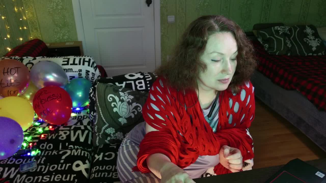 MeganIris Adult Chat May 17, 2026