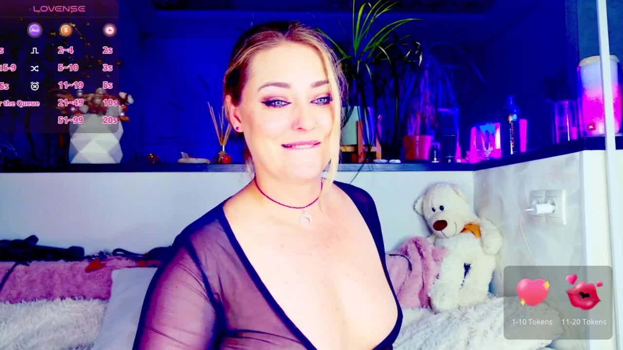 _JuliaSpace_ Adult Chat May 17, 2026