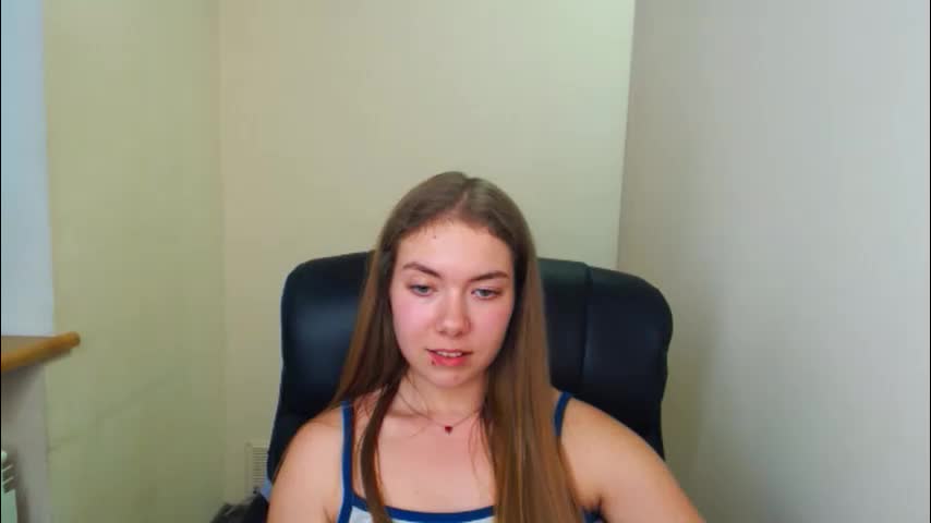 zoey_deuttch Adult Chat May 17, 2026