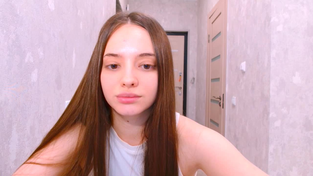 SiennaMia Adult Chat May 17, 2026