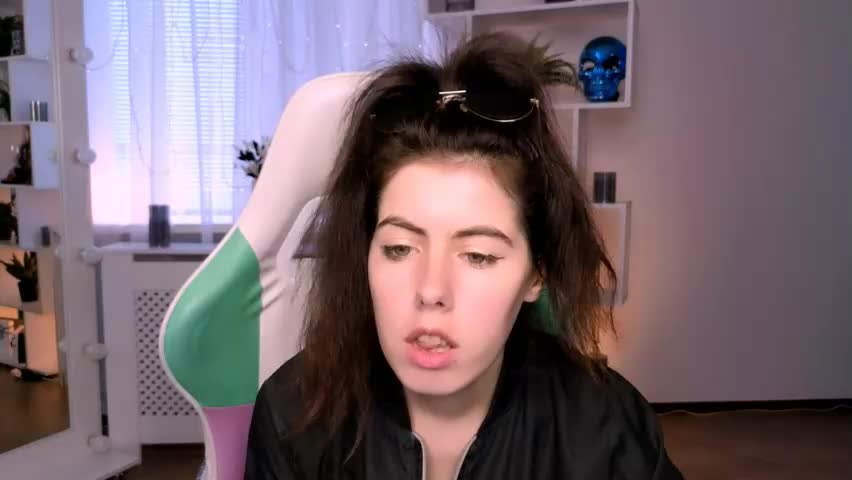 olivia__low Adult Chat May 17, 2026