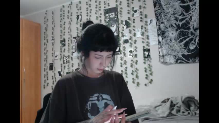wavy_nights Adult Chat May 17, 2026