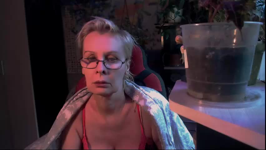 helgahimmele Adult Chat May 17, 2026