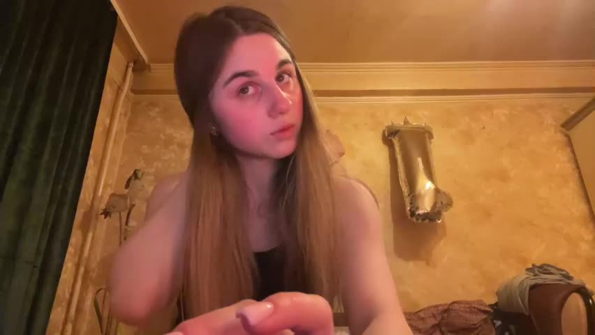 lovelysilk_63 Adult Chat May 17, 2026