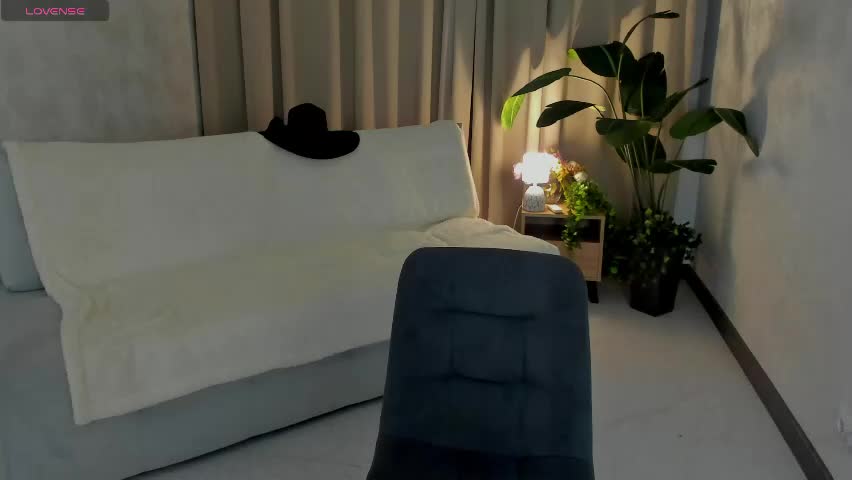 jennali1 Adult Chat May 17, 2026
