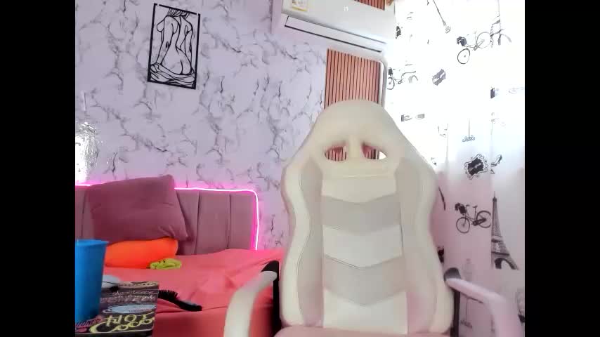 lilyilyb Adult Chat May 17, 2026