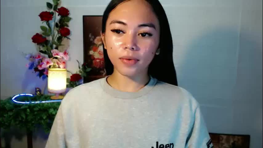 urasiangirl01 Adult Chat May 17, 2026