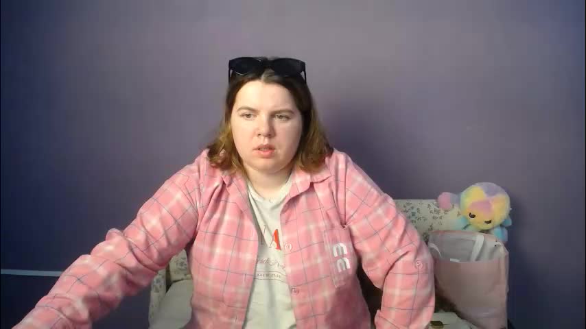 shyness_girl Adult Chat May 17, 2026