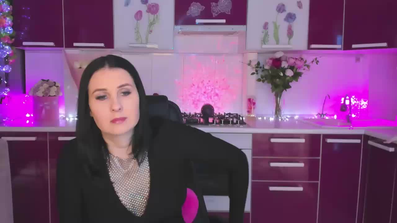 Olivija2020 Adult Chat May 17, 2026