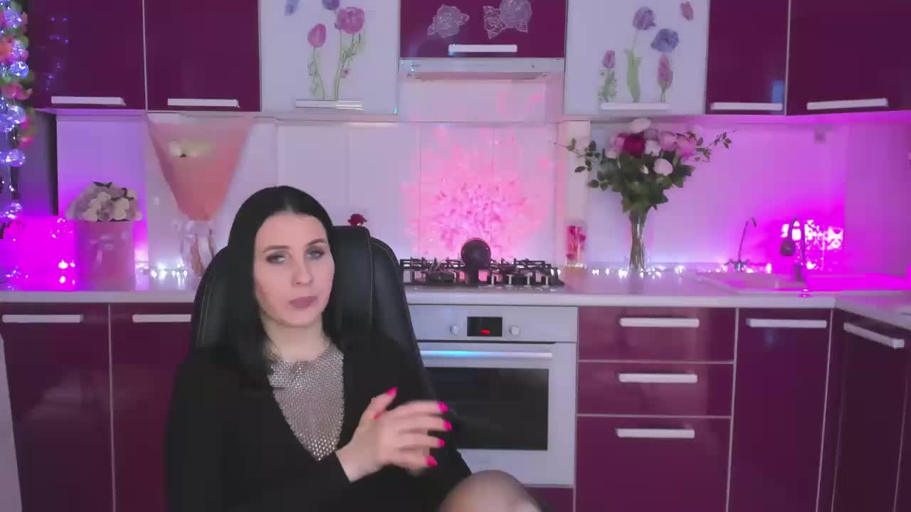 Olivija2020 Adult Chat May 17, 2026