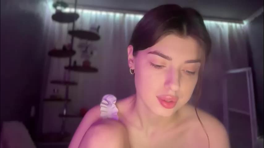 dianaa_lee Adult Chat May 17, 2026