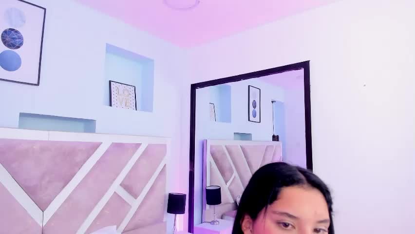 mia_velez1 Adult Chat May 17, 2026