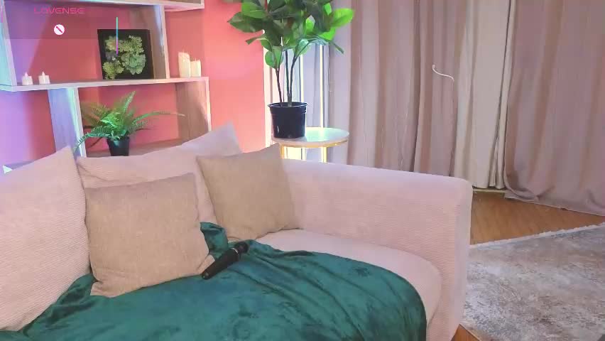 jennyfer_me Adult Chat May 17, 2026