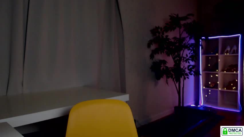 queensy_sins_x Adult Chat May 17, 2026
