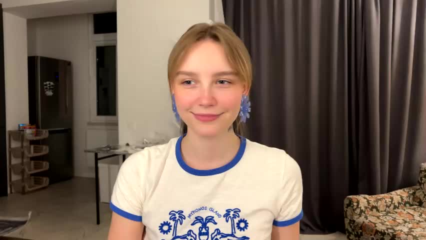 lolaatatee Adult Chat May 18, 2026
